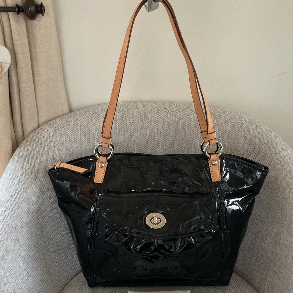 Coach Patten Vechetta Leather Shoulder Bag